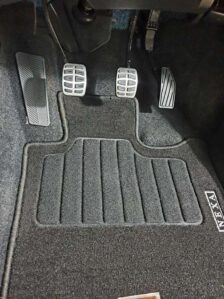 Exploring the Dead Pedal in Car: The Unspoken Comfort 